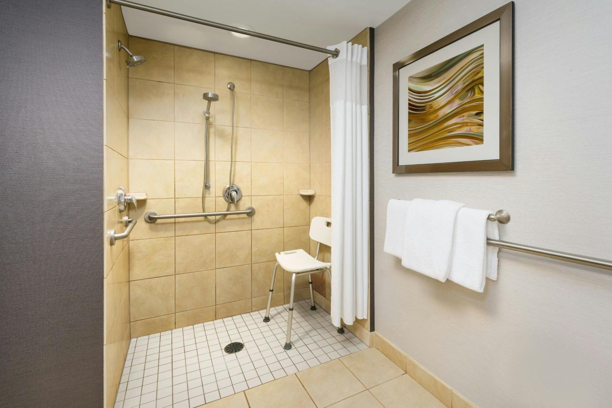 Courtyard Hartford Farmington Hotel Exterior foto